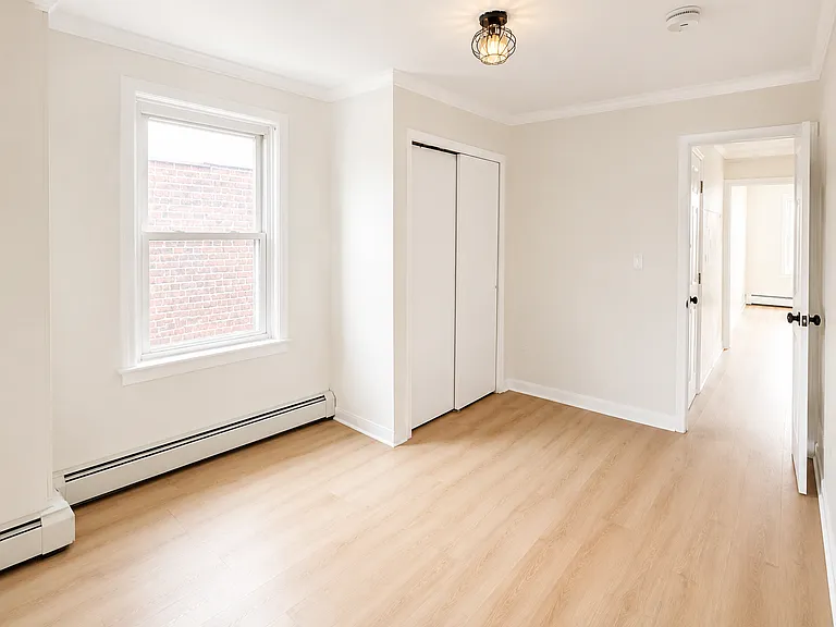 115 Columbus Pl #3 — Photo 8