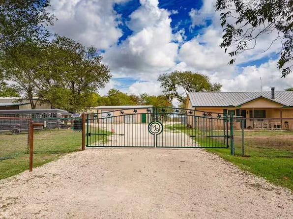 107 Camino Del Rosas, Woodway, TX 76712