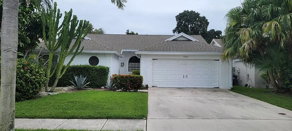 3 bed, 2.0 bath, 1741 sqft, $3,350 — Photo 1