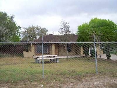 1st image of 370 E Bowie Ave