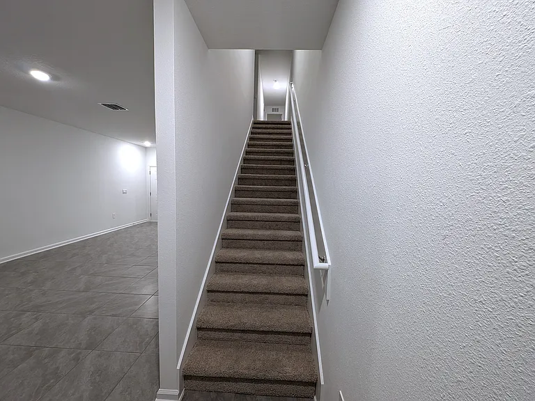 100 Vero Dr — Photo 11