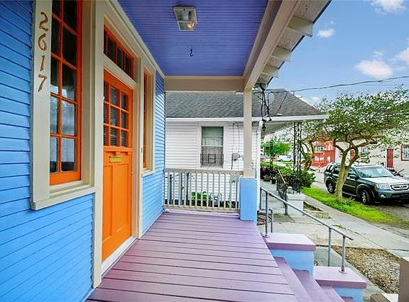 3rd image of 2617 Dante St