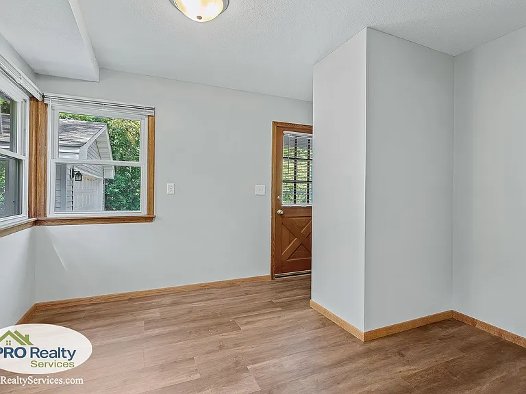 4672 Morris Ln — Photo 5