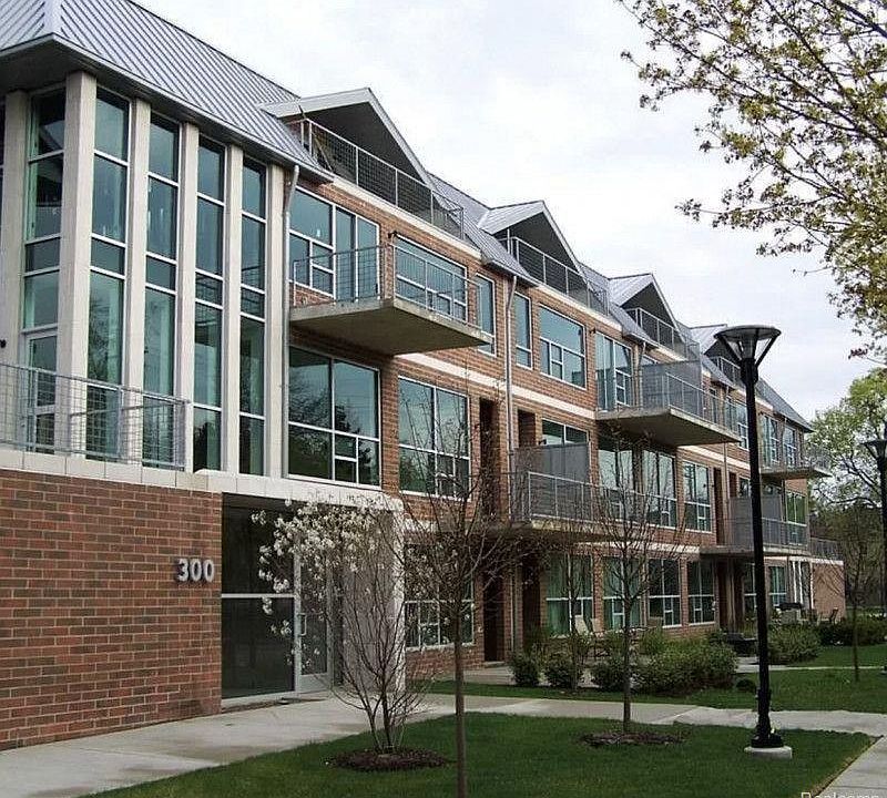 1st image of 300 Hamilton St