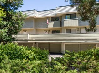 2305 Sharon Rd, Menlo Park, CA 94025