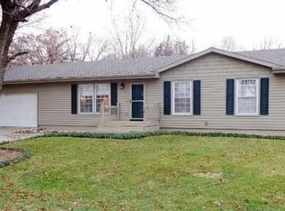 18 Mayes Mdws, Centralia, MO 65240
