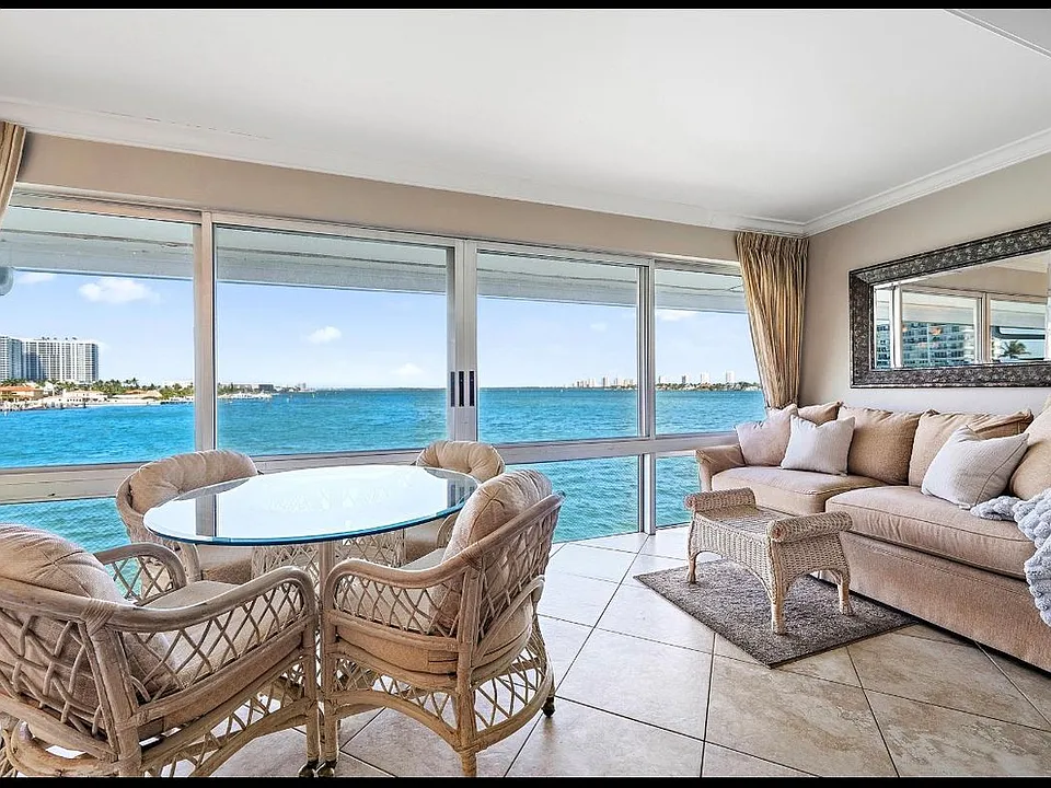 400 Wilma Cir #309