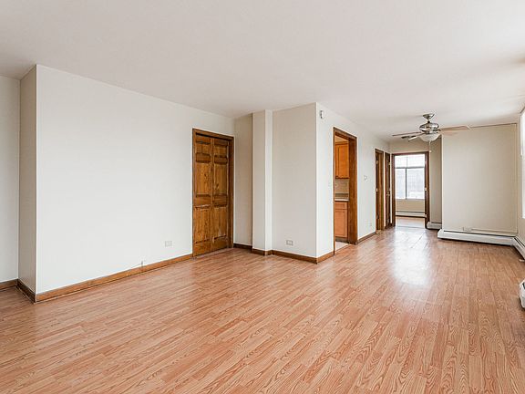 5th image of 221 N Marion St APT 3C