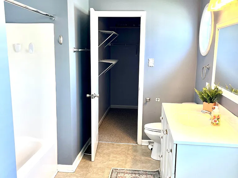 1373 Woodridge Dr — Photo 8
