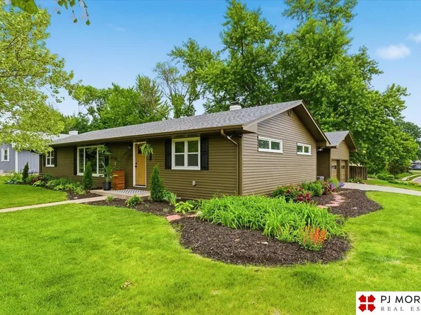 8605 N 57th St, Omaha, NE 68152