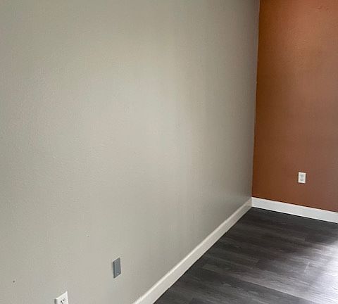 2nd image of 6006 Village Cir #6006