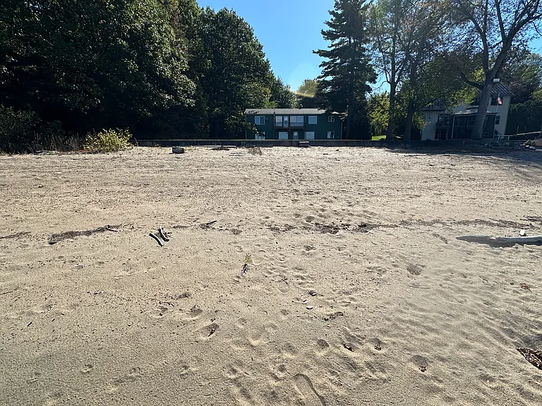 304 Thayer Bay Rd — Photo 2