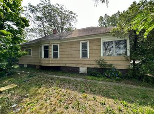 1346 Spring St, Muskegon, MI 49442