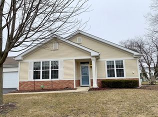 16355 Crescent Lake Dr, Crest Hill, IL 60403