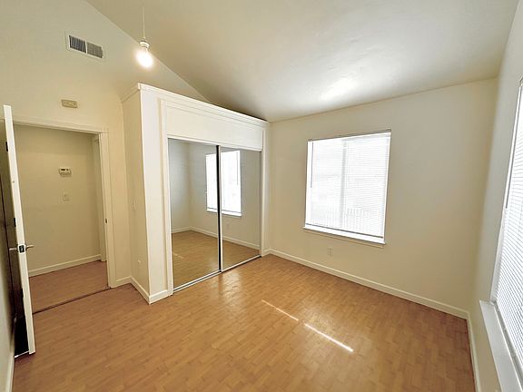 5th image of 605 W McKinley Ave