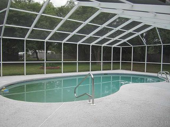 3rd image of 580 Heritage Oaks Dr