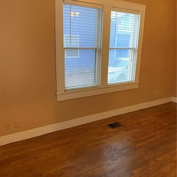 2714 Whitis Ave #ABC — Photo 7