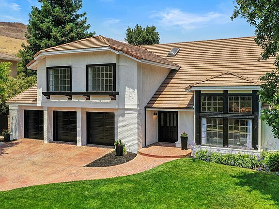 3rd image of 29615 Kimberly Dr
