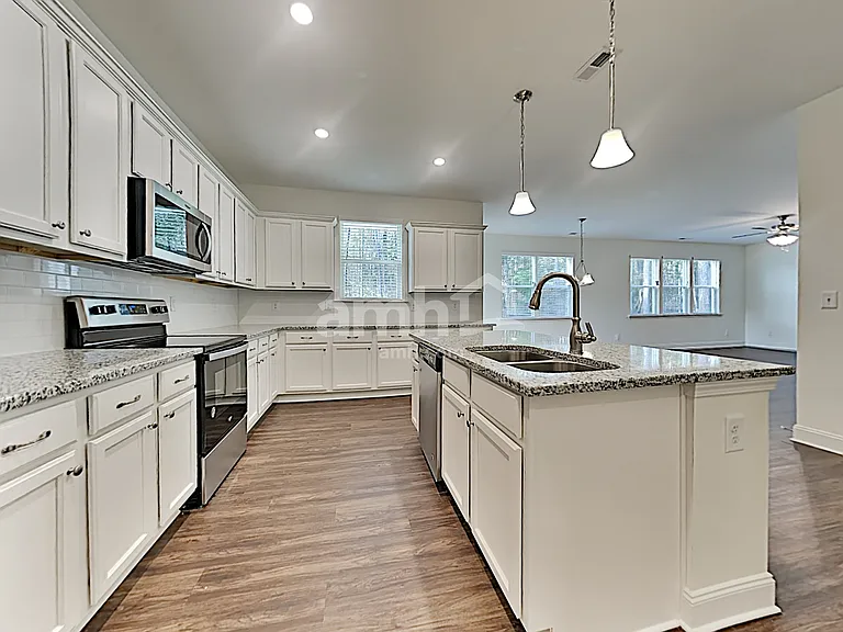 3076 Day Flower Dr — Photo 4