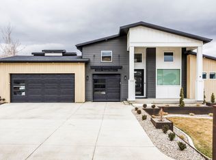 11318 S Canyon Falls Ln E, Sandy, UT 84092