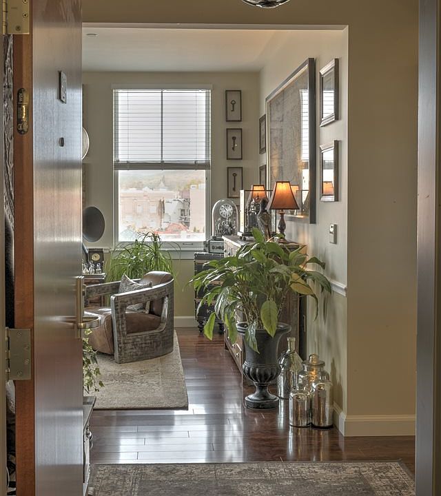 51 Railroad St Keene NH Zillow