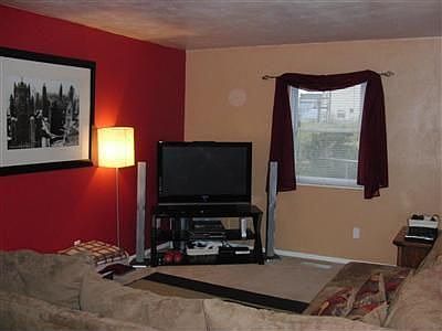 2nd image of 3024 Whittier Ave
