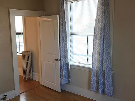 5th image of 307 1/2 W 2nd Ave APT 17