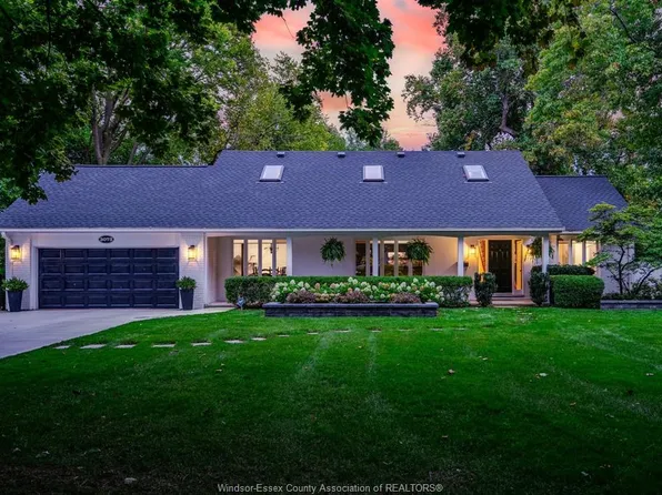 3073 Centennial Cres, Kingsville, ON N8H 4G6