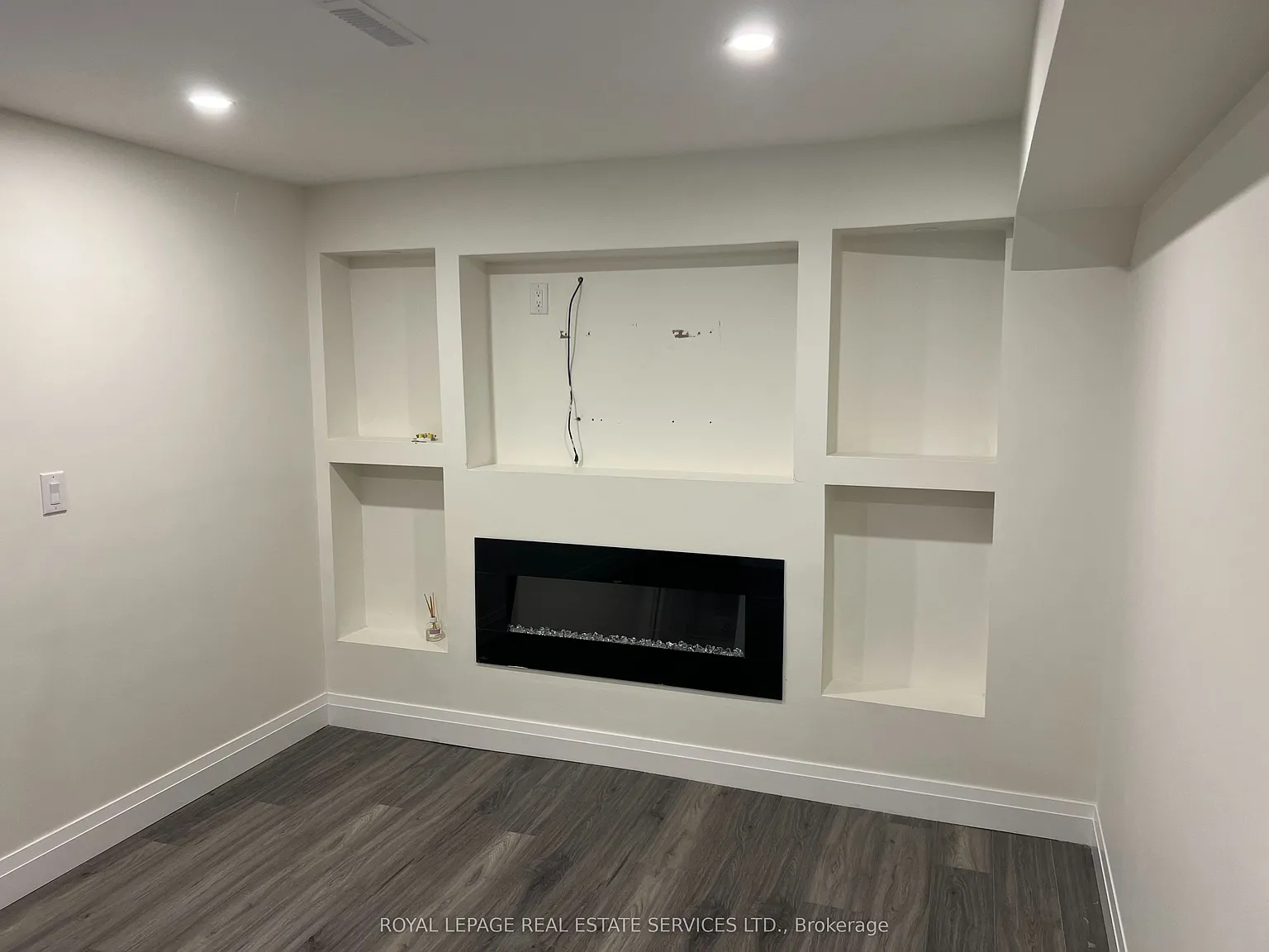 3 bed, $2,400 — Photo 4
