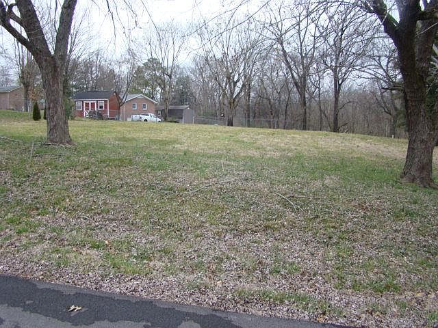 2nd image of 703 Cheairs Cir Lot 17