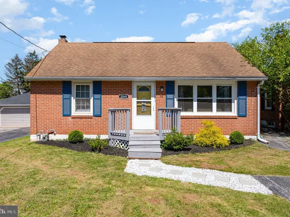 2269 Locust Ln, York, PA 17408