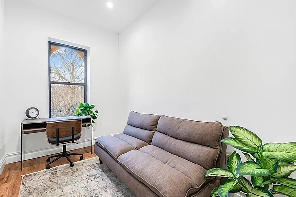 Rented by Owner | media 11