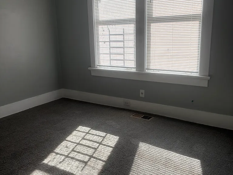 2109 Oliver Ave #2109 — Photo 4