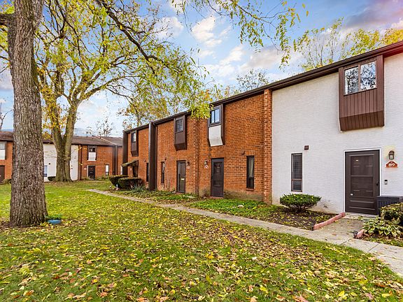 2nd image of 89 Lancelot Ln