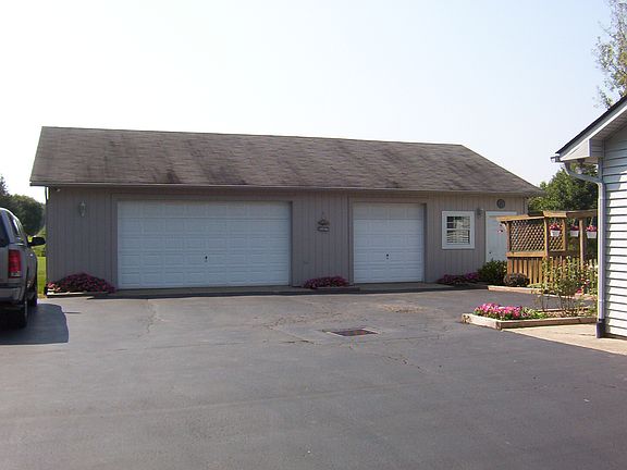 5th image of 10260 Covan Dr