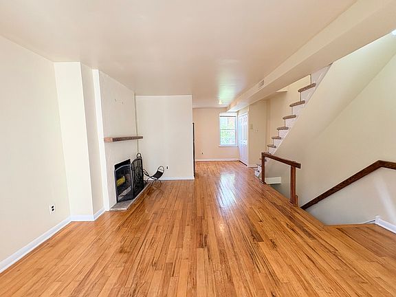 2nd image of 1512 Naudain St Floor 2