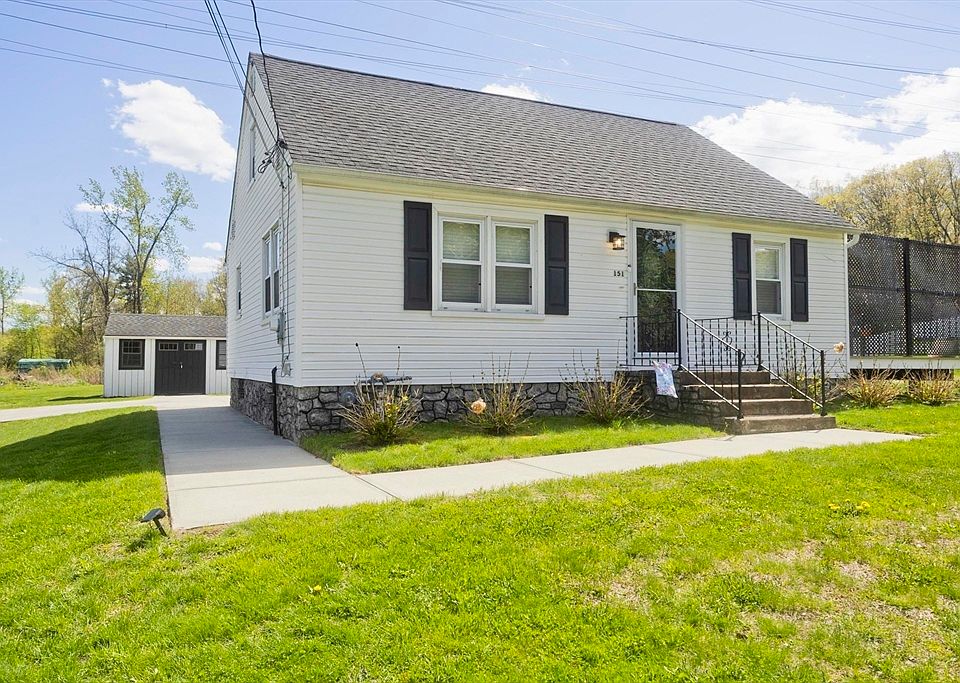 1st image of 151 Labelle St