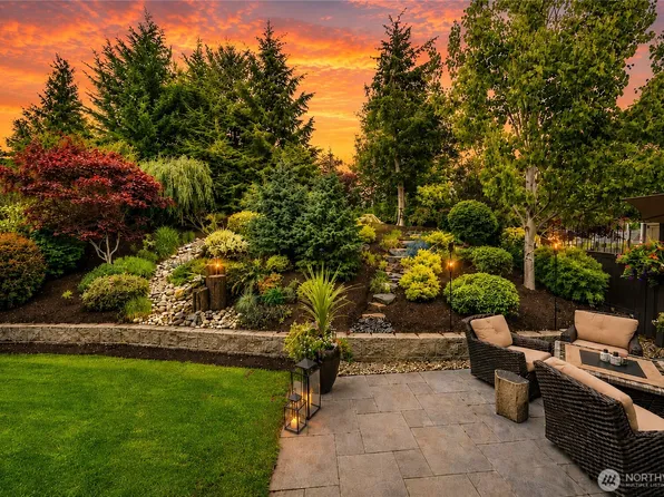 27416 243rd Place SE, Maple Valley, WA 98038