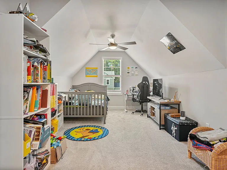 121 Tanna Pl — Photo 26