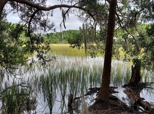 8 Governer Blake Ct, Beaufort, SC 29907