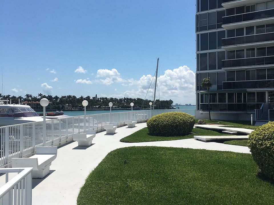 1st image of 900 Bay Dr APT 505