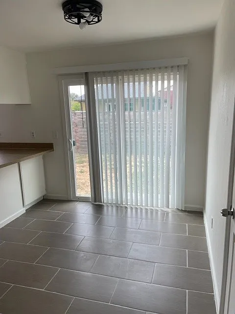 2 bed, $2,595 — Photo 4