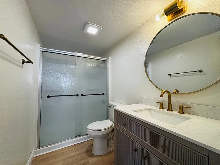 23606 Parkland Ave — Photo 8