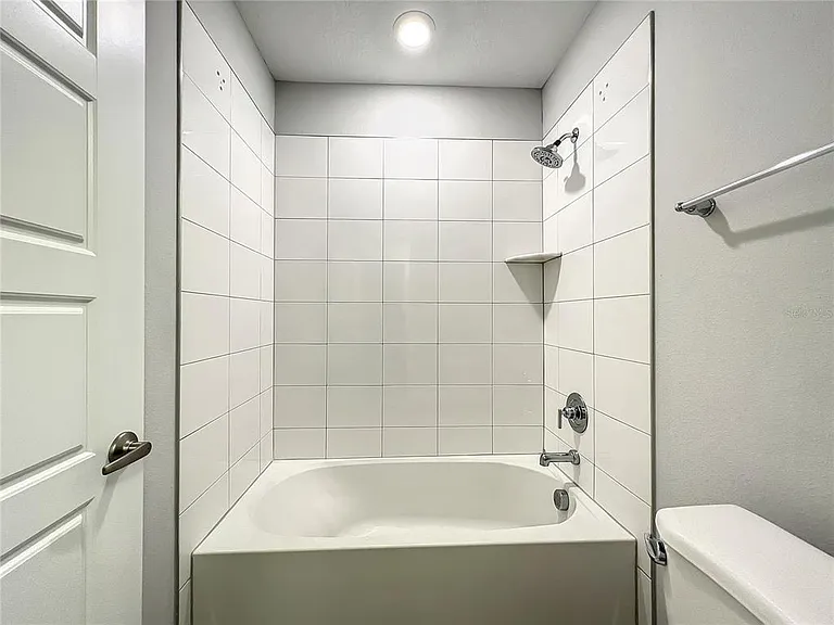 3715 W Wisconsin Ave #6 — Photo 37