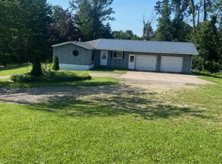 5561 Oak Ln, Cassville, WI 53806