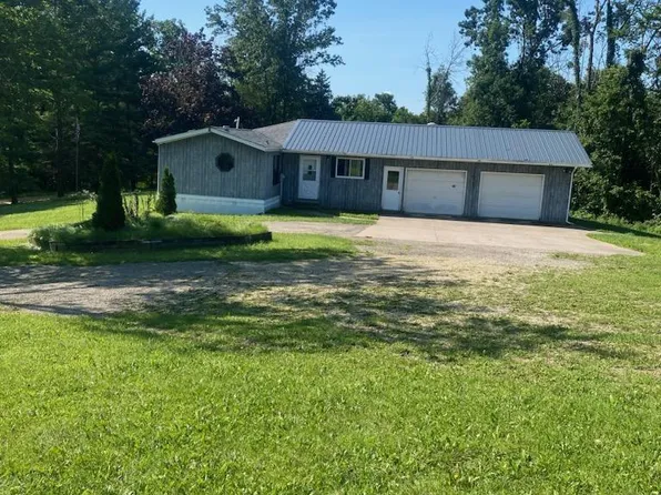 5561 Oak Lane, Cassville, WI 53816
