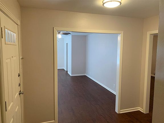 4th image of 1619 White Way Dr