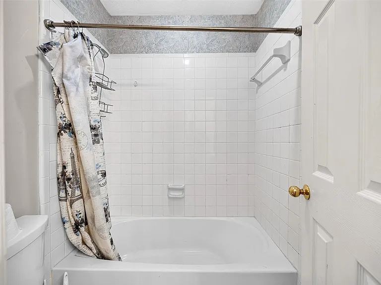 5814 Eldridge Glen Dr — Photo 28
