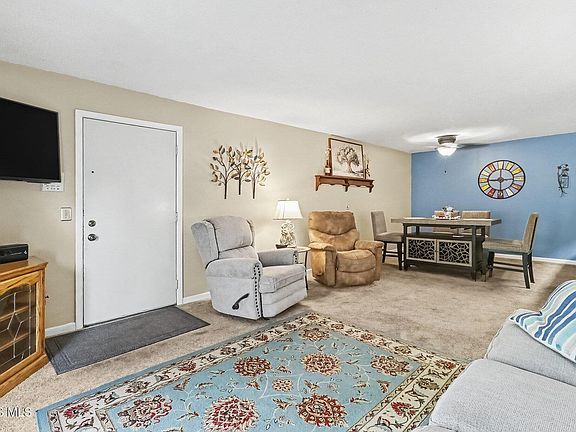 4th image of 6537 Woodhall Dr APT 2