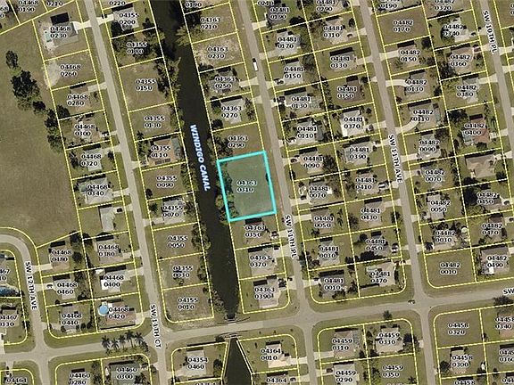 5th image of 818 SW 11th Pl